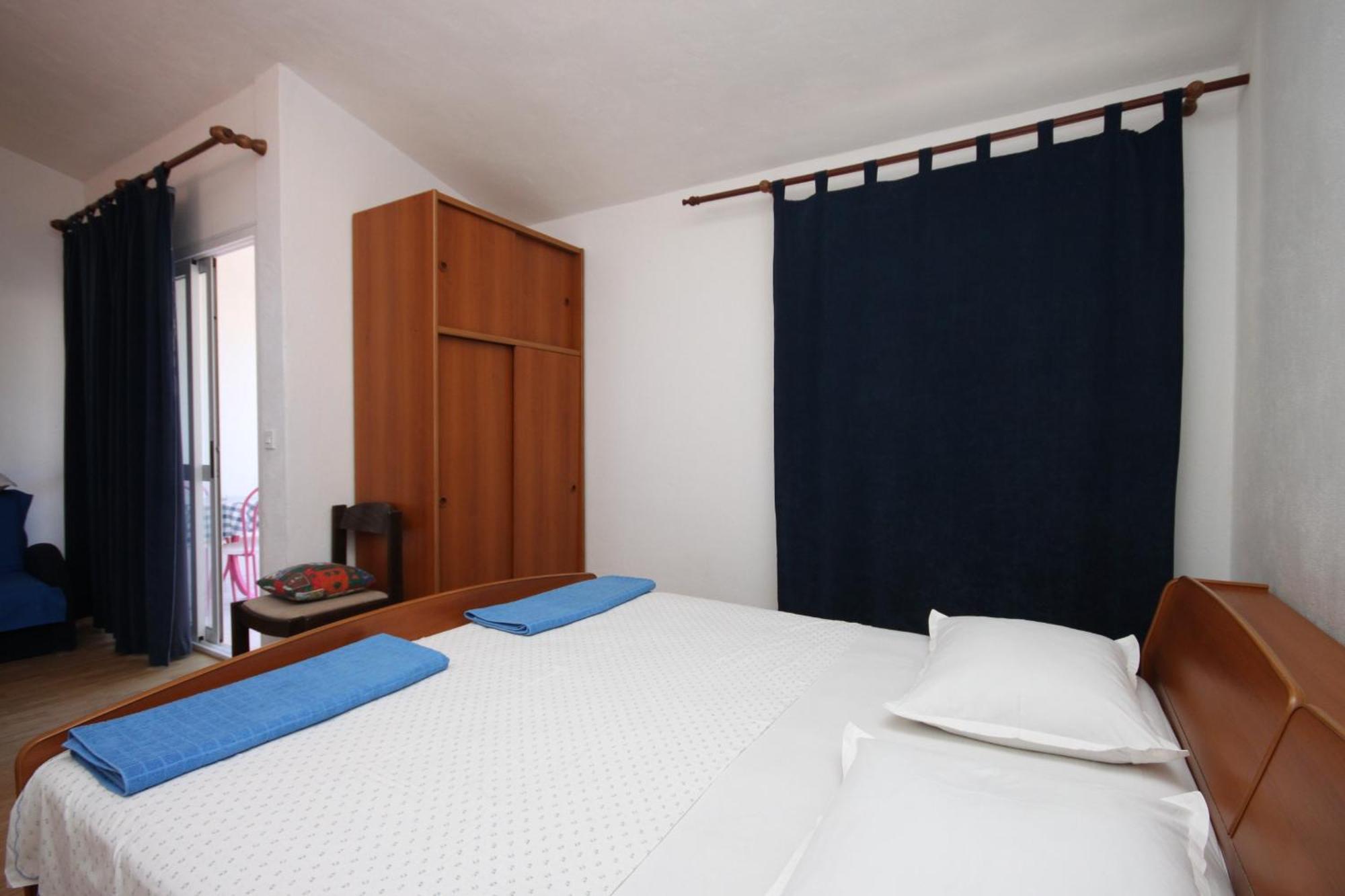 Apartments By The Sea Drvenik Donja Vala, Makarska - 6756 Zimmer foto